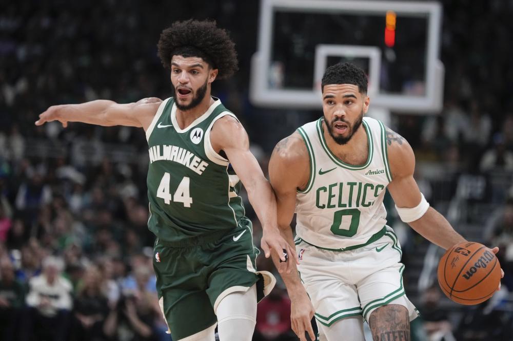 利国家队中 利国家队中