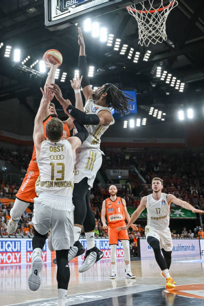 上球员一年 上球员一年