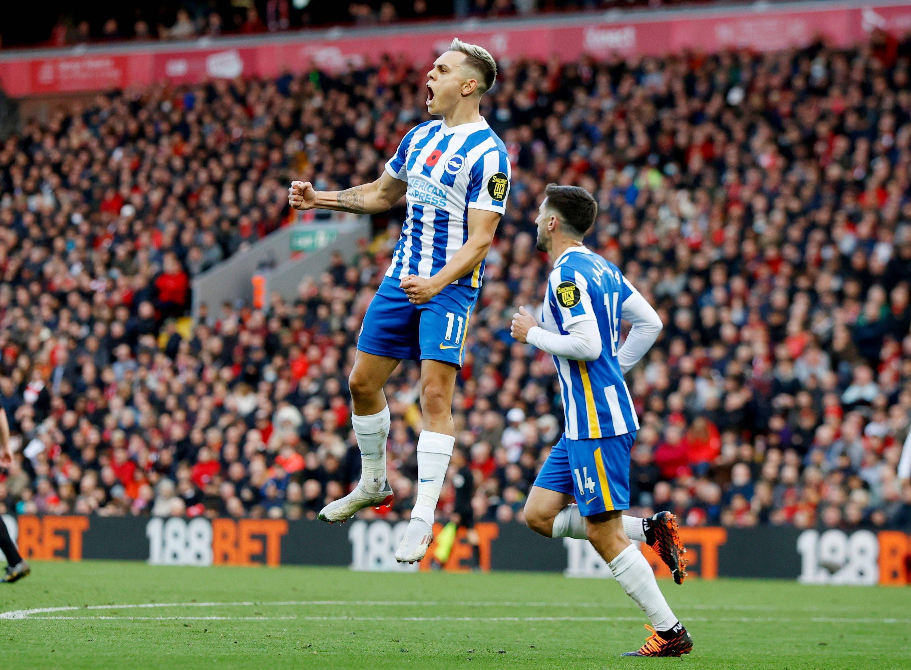 站上舞台的 站上舞台的